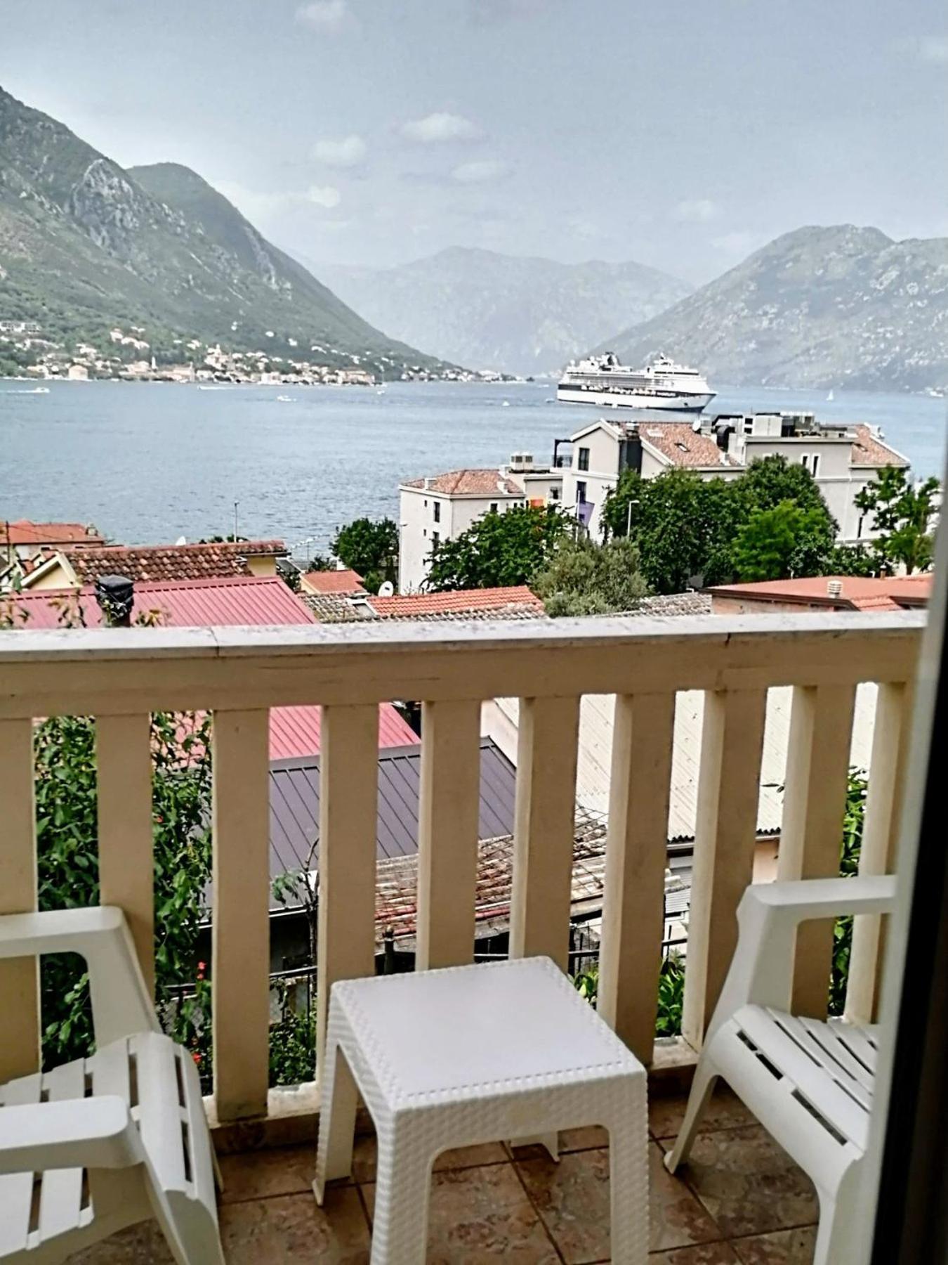 Apartment Bay View Котор Стая снимка